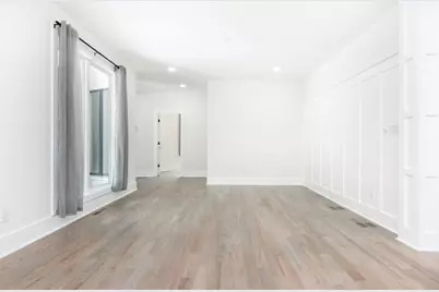 4056 Ashford Dunwoody Road NE, Brookhaven, GA 30319 - Photo 16