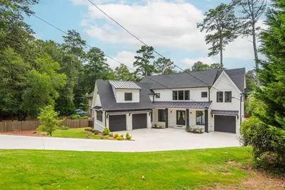 4056 Ashford Dunwoody Road NE, Brookhaven, GA 30319 - Photo 2