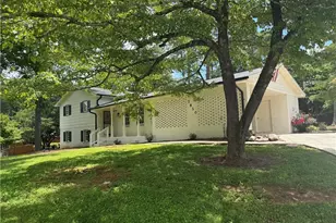 2830 Idlewood Dr, Marietta, GA 30062 - Photo 2