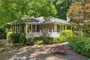 4590 Dudley Ln, Atlanta, GA 30327 - Photo 4
