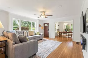 1730 Bridgeport Dr NE, Atlanta, GA 30329 - Photo 4