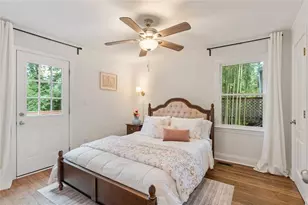 1730 Bridgeport Dr NE, Atlanta, GA 30329 - Photo 18
