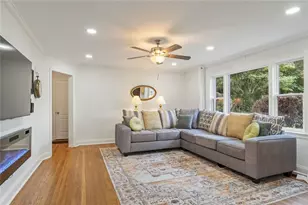 1730 Bridgeport Dr NE, Atlanta, GA 30329 - Photo 10