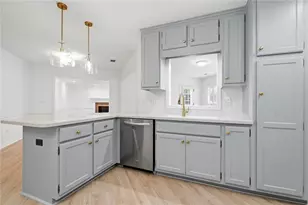330 Carybell Ln, Alpharetta, GA 30004 - Photo 14