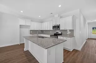 360 Crimson Feather Dr, Jefferson, GA 30549 - Photo 16