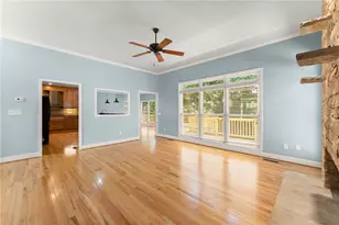 6277 Lakeview Dr, Buford, GA 30518 - Photo 10