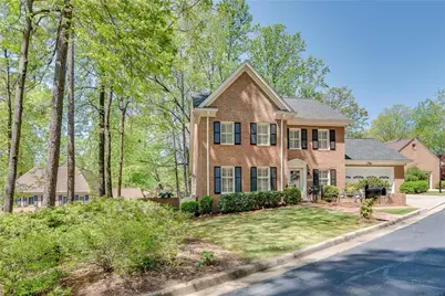 1826 Bedfordshire Court, Decatur, GA 30033 - Photo 2