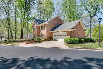 1826 Bedfordshire Court, Decatur, GA 30033 - Photo 4