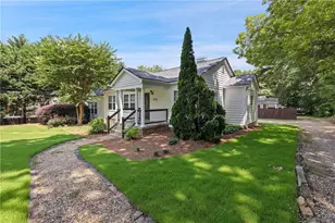 1575 Walker St SE, Smyrna, GA 30080 - Photo 4