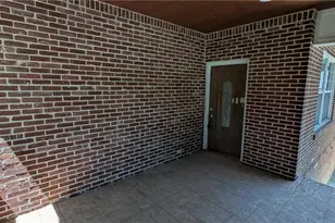 1170 Donnelly Ave SW, Atlanta, GA 30310 - Photo 2