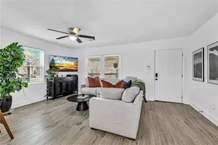 2912 Palm Dr, Atlanta, GA 30344 - Photo 10