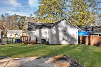 2912 Palm Drive, Atlanta, GA 30344 - Photo 6