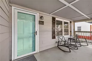 2912 Palm Dr, Atlanta, GA 30344 - Photo 8