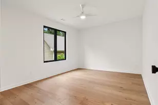 220 B Green St, Decatur, GA 30030 - Photo 40