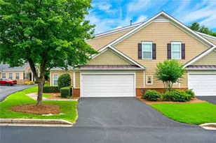 2711 Grapevine Cir, Cumming, GA 30041 - Photo 8