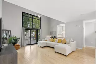1264 Van Allen Mews NW, Atlanta, GA 30318 - Photo 4