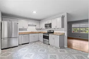 3677 Largo Ln SW, Atlanta, GA 30331 - Photo 4