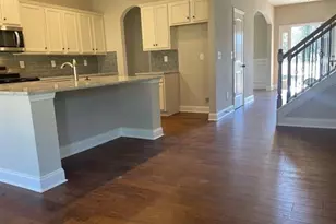 1006 Lakeview Oaks Ct, Grayson, GA 30017 - Photo 8