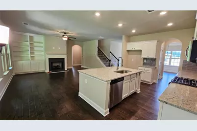 1006 Lakeview Oaks Court, Grayson, GA 30017 - Photo 2