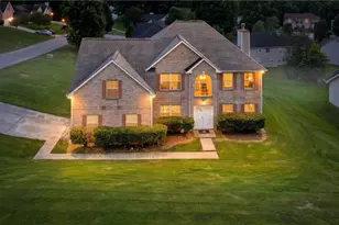 4217 Donna Way, Lithonia, GA 30038 - Photo 2