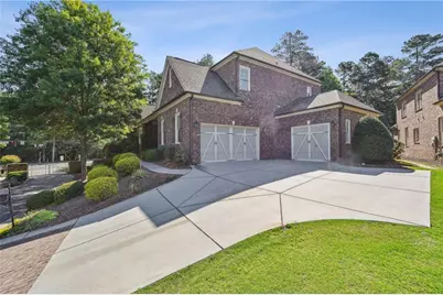 1330 Atherton Park, Roswell, GA 30076 - Photo 2