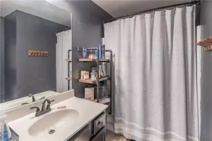 5703 Shore Isle Ct, Flowery Branch, GA 30542 - Photo 24