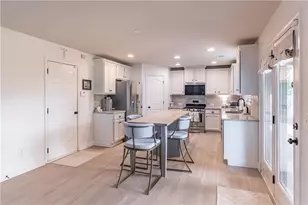 5703 Shore Isle Ct, Flowery Branch, GA 30542 - Photo 12