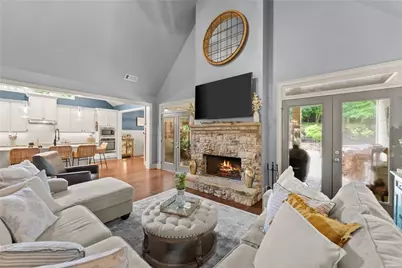 686 Lake Crest Drive, Jefferson, GA 30549 - Photo 10