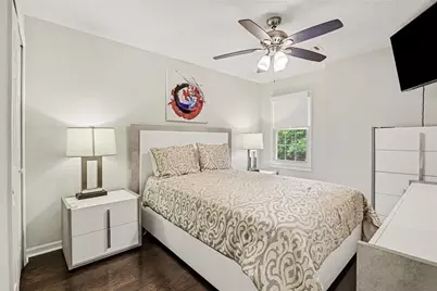7 Saint Claire Lane NE, Atlanta, GA 30324 - Photo 16