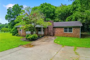 138 Parker Rd, Jasper, GA 30143 - Photo 2