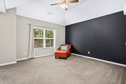 1049 Valley Rock Drive, Lithonia, GA 30058 - Photo 10