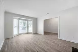 7500 Roswell Rd, Atlanta, GA 30350 - Photo 6