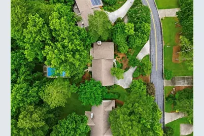 5139 Willow Point Parkway, Marietta, GA 30068 - Photo 4