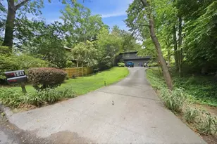 546 Allen Rd NE, Atlanta, GA 30324 - Photo 6