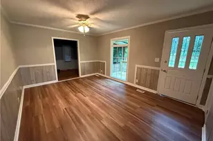 3945 Fraser Cir, Gainesville, GA 30506 - Photo 2
