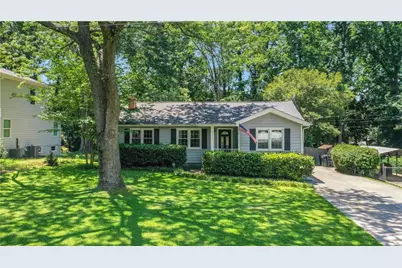 4052 W Johnson Circle, Atlanta, GA 30341 - Photo 2