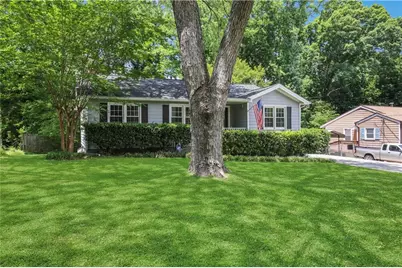 4052 W Johnson Circle, Atlanta, GA 30341 - Photo 2