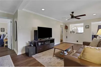 4052 W Johnson Circle, Atlanta, GA 30341 - Photo 10