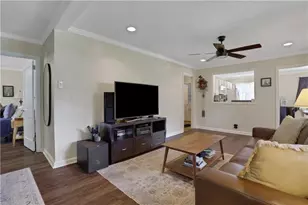4052 W Johnson Cir, Atlanta, GA 30341 - Photo 10