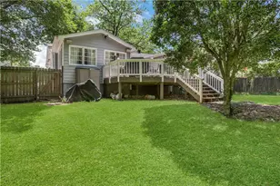 4052 W Johnson Cir, Atlanta, GA 30341 - Photo 28