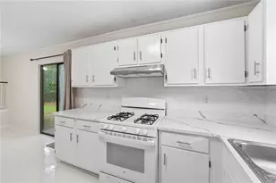 537 Fire Fly Dr, Tucker, GA 30084 - Photo 10