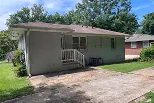 4250 Timber Valley Ct, Decatur, GA 30032 - Photo 2