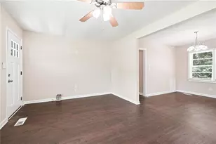 4250 Timber Valley Ct, Decatur, GA 30032 - Photo 4
