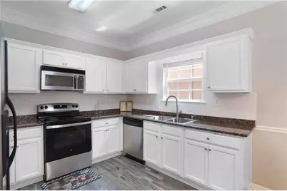 574 Hansen Drive, Locust Grove, GA 30248 - Photo 10