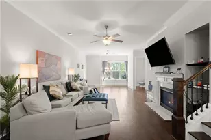 1372 Doublegate Dr, Atlanta, GA 30319 - Photo 6
