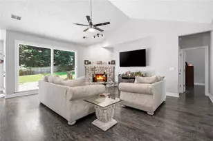 5804 County Ct, Buford, GA 30518 - Photo 4