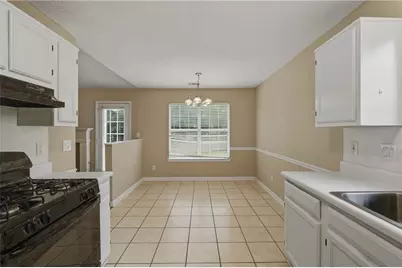 1014 Maple Leaf Ridge, Jonesboro, GA 30238 - Photo 10