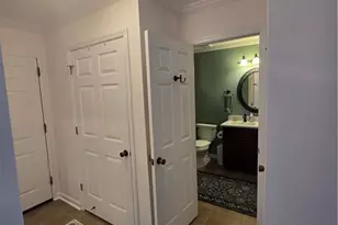 300 Johnson Ferry Rd, Atlanta, GA 30328 - Photo 20