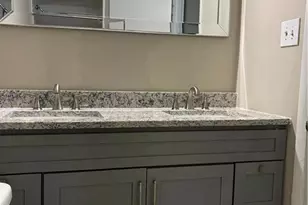 346 Carpenter Dr, Atlanta, GA 30328 - Photo 10