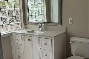 346 Carpenter Dr, Atlanta, GA 30328 - Photo 2